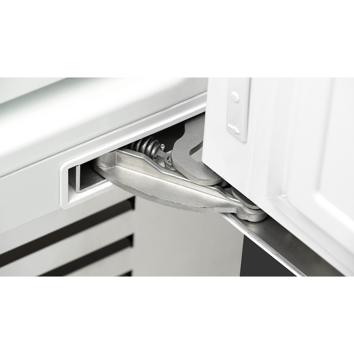 Fulgor Milano 8.22 cu.ft Pro Integrated Column Freezer, 700 Series, RH, Overlay, Bottom Compressor, Metal Interior, Ice Maker