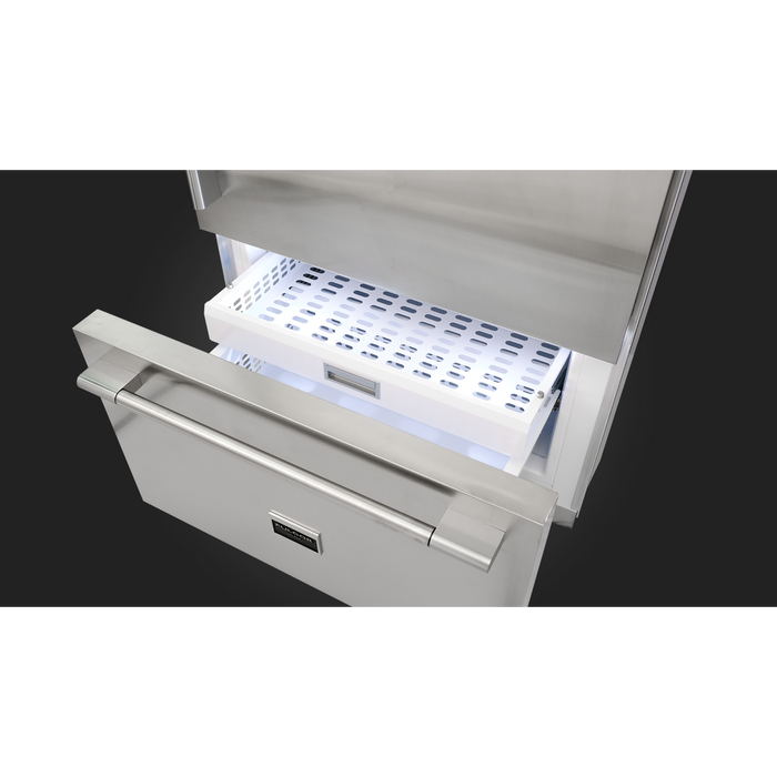 Fulgor Milano 18.5 cu.ft Pro Fridge/Freezer, 700 Series, RH, Stainless Cladded Top Compressor Unit, Pro Badge, Handle, Single Convertible Bottom Drawer, 2 Temp Zones, White Interior, Ice Maker