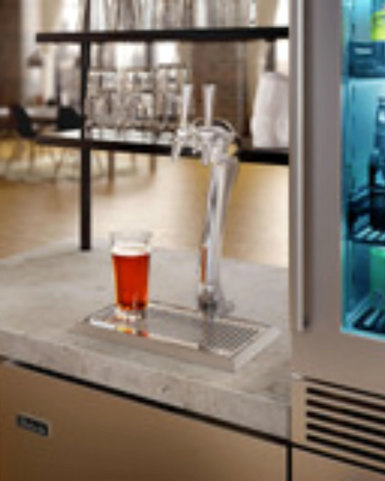 Perlick Signature Series 15" Indoor Beer Dispenser – Stainless Steel Solid Door, Right Hinge
