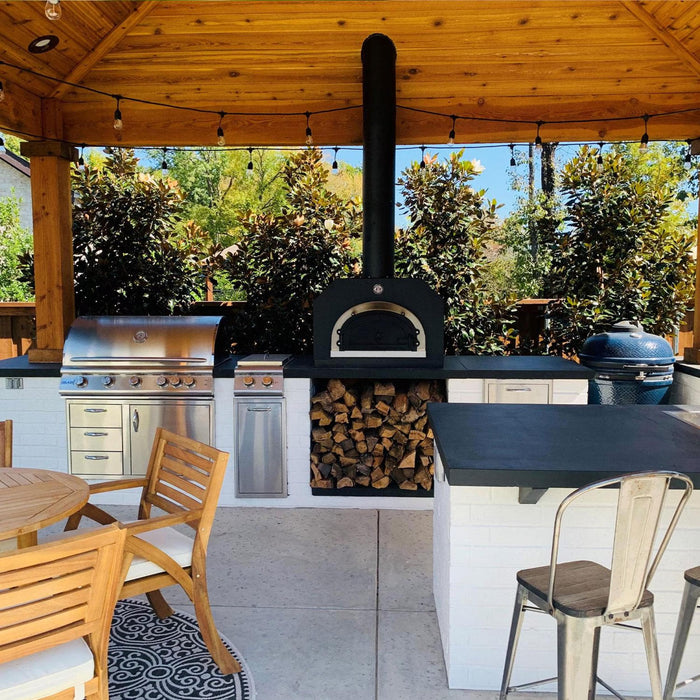 Chicago Brick Oven CBO-750 Countertop Wood-Fired Pizza Oven – Black Finish