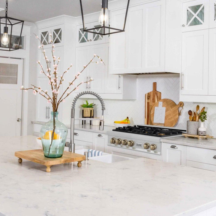 ZLINE Autograph Edition Legacy Gas Rangetops in Stainless Steel with Champagne Bronze Accents